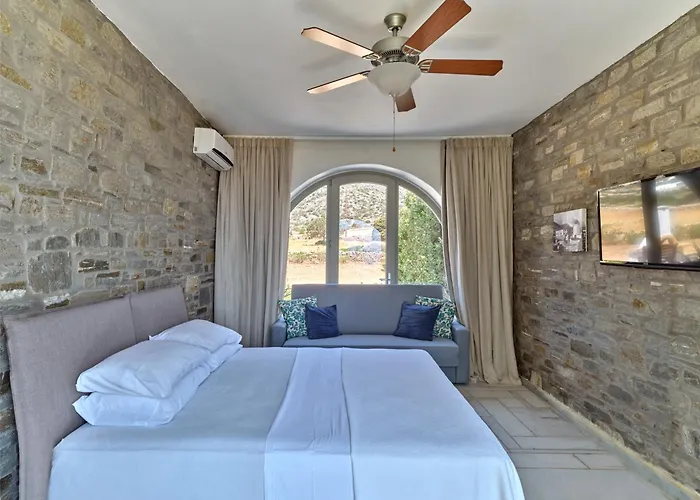 Oscar Villa, 180 Panoramic Sea Views&pool Aspro Chorio